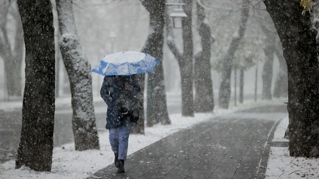 AKOM tarih verdi: İstanbul’a bir kez daha kar geliyor
