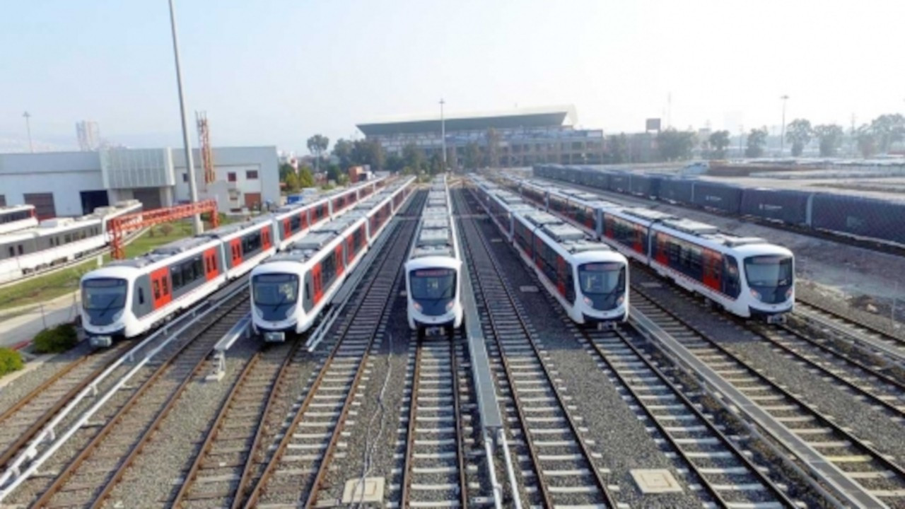Yatırım Programı'nda 16 milyarlık İzmir metrosuna bu yıl da 3 bin lira ayrıldı