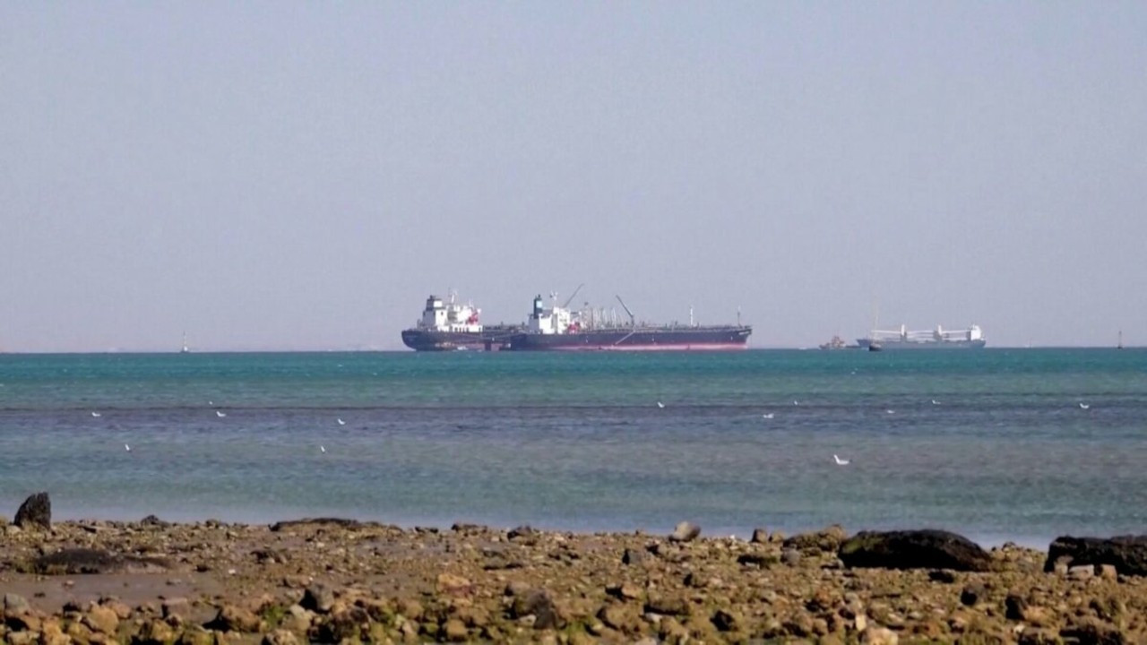 Kızıldeniz'de İngiltere'ye ait petrol gemisine saldırı