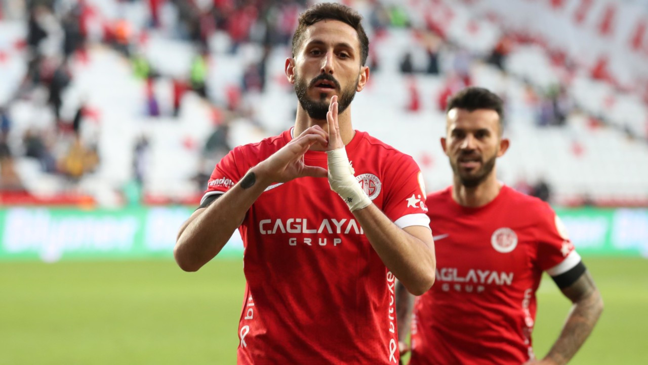 Antalyaspor'da İsrailli futbolcu 'gol sevinci' nedeniyle kadro dışı