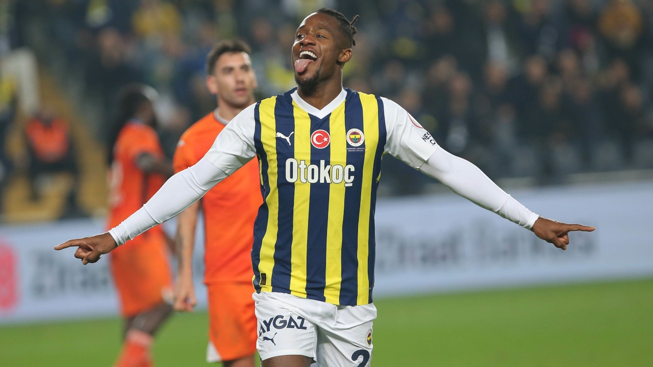 Fenerbahçe farklı kazandı: Kadıköy'de Batshuayi'nin gecesi