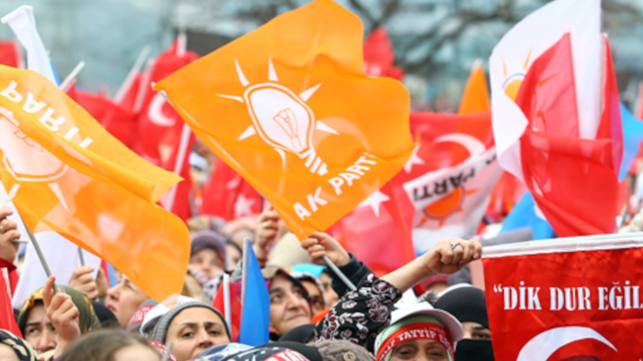 İstanbul'da 3 ilçe dışında devam kararı: Bakırköy'de sürpriz aday