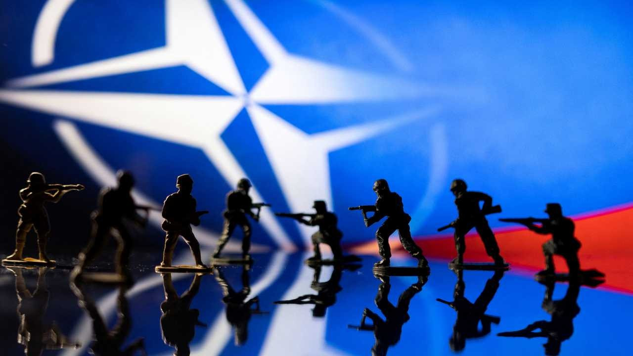 NATO'dan Soğuk Savaş sonrası en büyük tatbikat: 90 bin asker katılacak