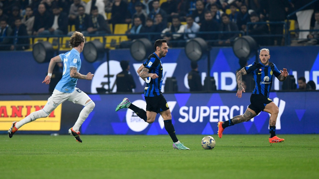 Çalhanoğlu ağları havalandırdı: Inter, Süper Kupa'da finale yükseldi