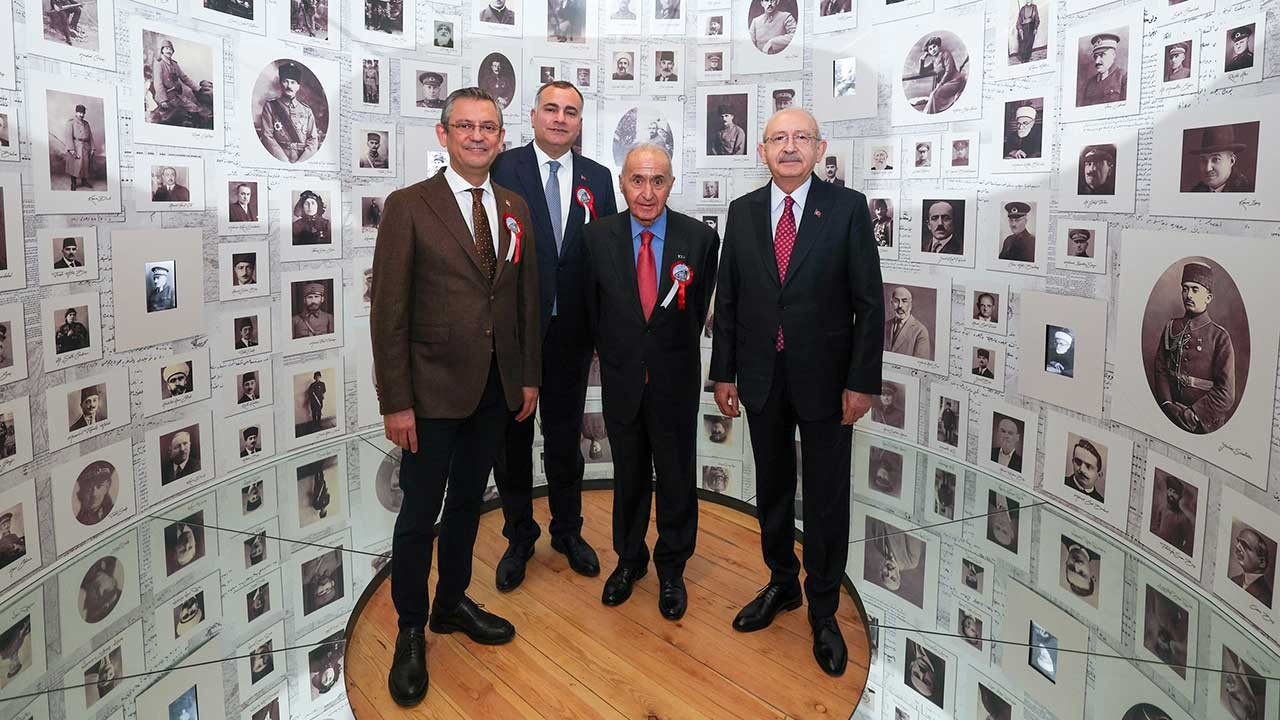 CHP'li başkanlar müze açılışında buluştu