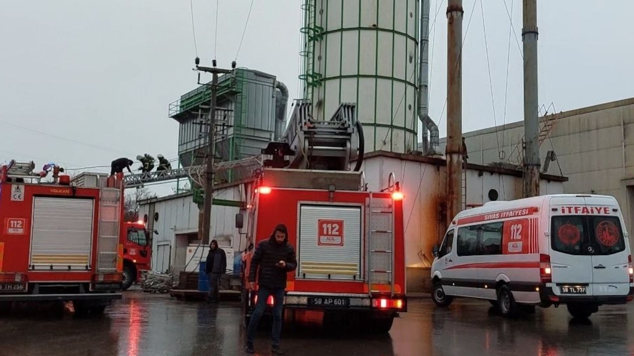 Sivas'ta fabrikada patlama: 2 işçi ağır yaralı
