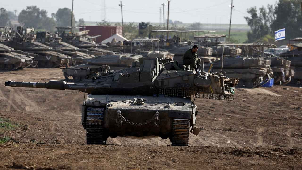 İsrail ordusu Kızılay'a saldırdı: Çadırlar ateşe verildi
