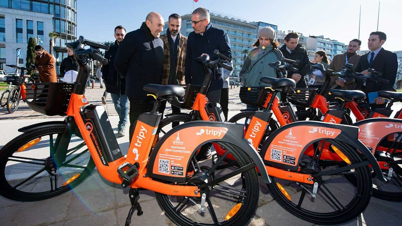 İzmir’de 'Elektrik Destekli Akıllı Bisiklet Paylaşım Sistemi' başladı