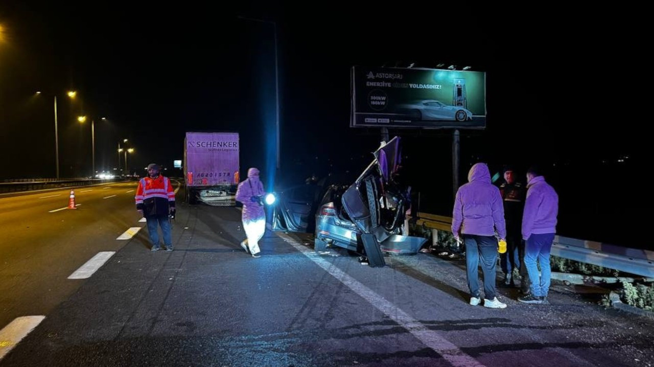 Sakarya'da trafik kazası: 1 koruma polisi hayatını kaybetti