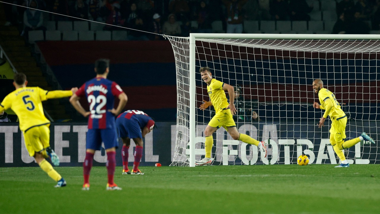 La Liga'da 8 gollü maç: Barcelona 2-0'dan döndü, Villarreal uzatmalarda attığı 2 golle kaybetti