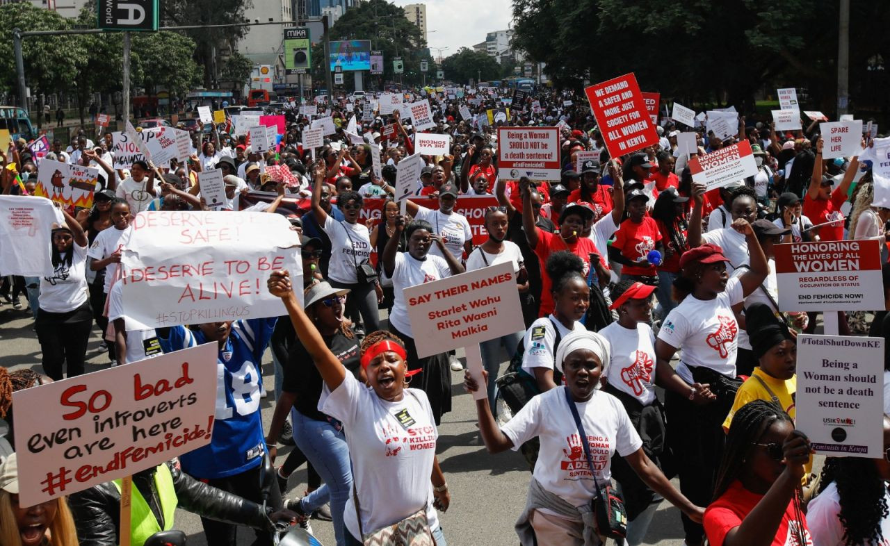 Kenya'da kadınlar şiddete karşı yürüdü: 'Kadın cinayetlerini durdurun' - Sayfa 1
