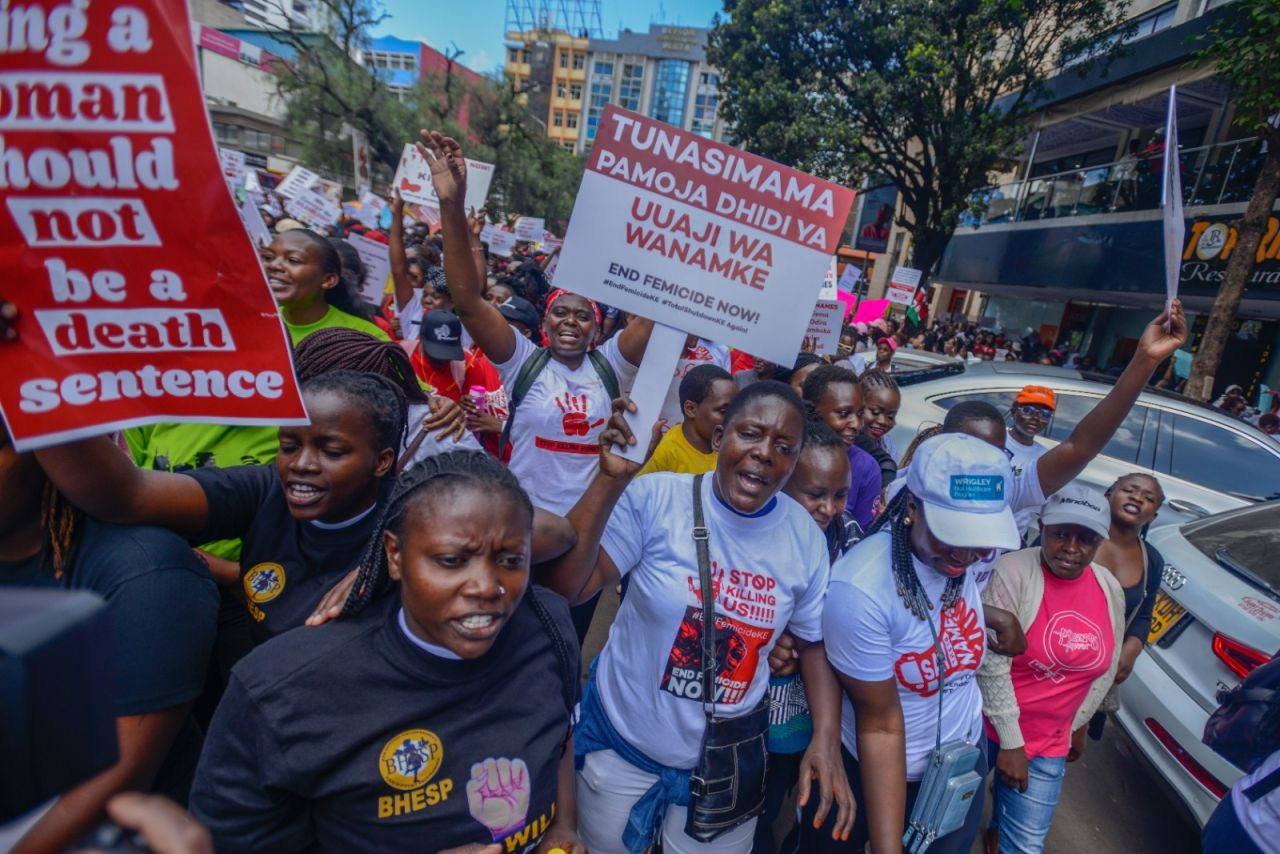 Kenya'da kadınlar şiddete karşı yürüdü: 'Kadın cinayetlerini durdurun' - Sayfa 2