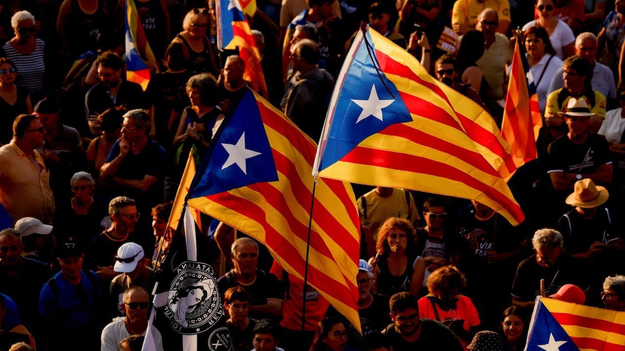 İspanya Meclisi, ayrılıkçı Katalanlara af tasarısını reddetti