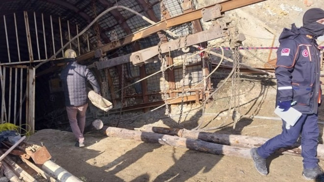 Kütahya'da maden ocağında göçük: Bir işçi mahsur kaldı
