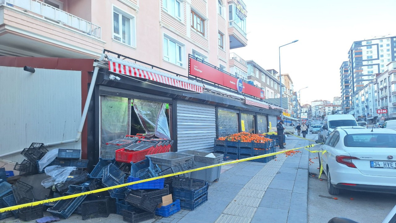 10 kişi market bastı: 1 ölü, 2 yaralı