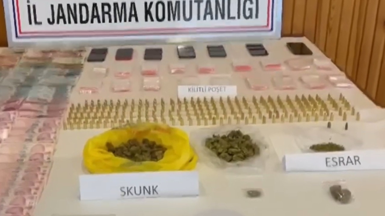 Bursa'da uyuşturucu operasyonu: 4 zanlı yakalandı