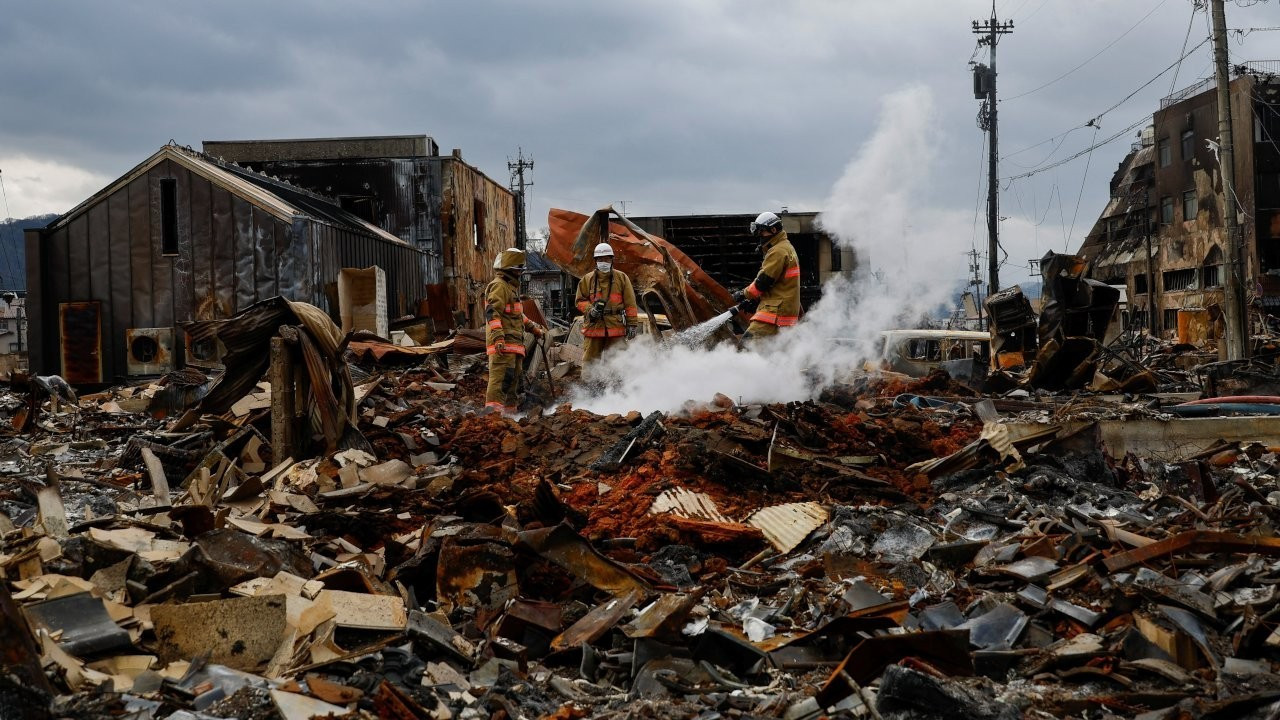 Japonya'daki depremlerde ölü sayısı 238'e çıktı