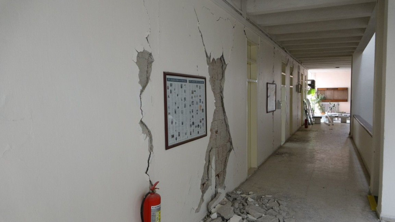 İnönü Üniversitesi depremin izlerini silmeye çalışıyor