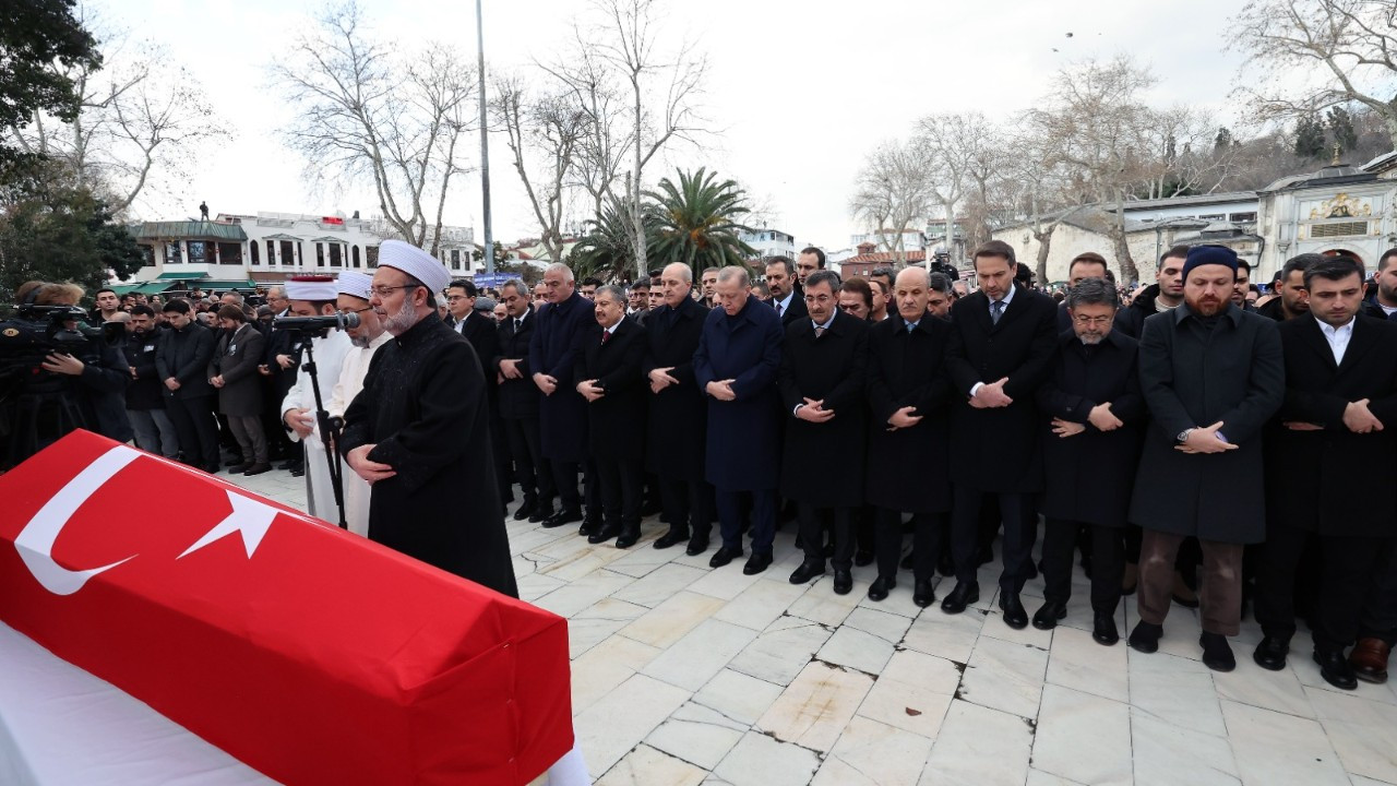 Alev Alatlı için cenaze töreni düzenlendi