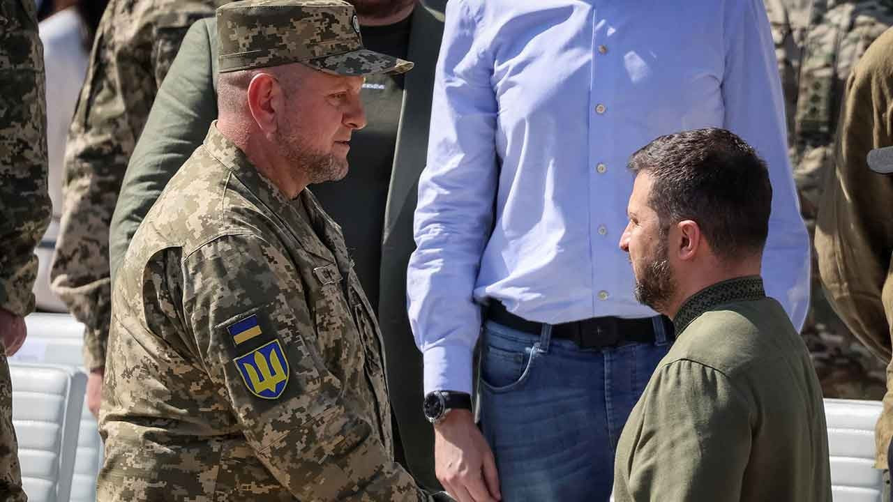 İddia: Ukrayna, Zaluzhnyi'nin görevden alınacağını ABD'ye bildirdi