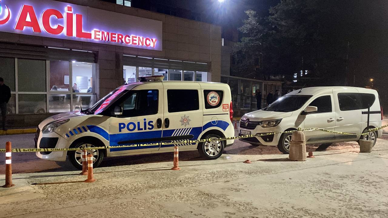 Kırşehir'de bir bekçi göğsünden bıçaklandı