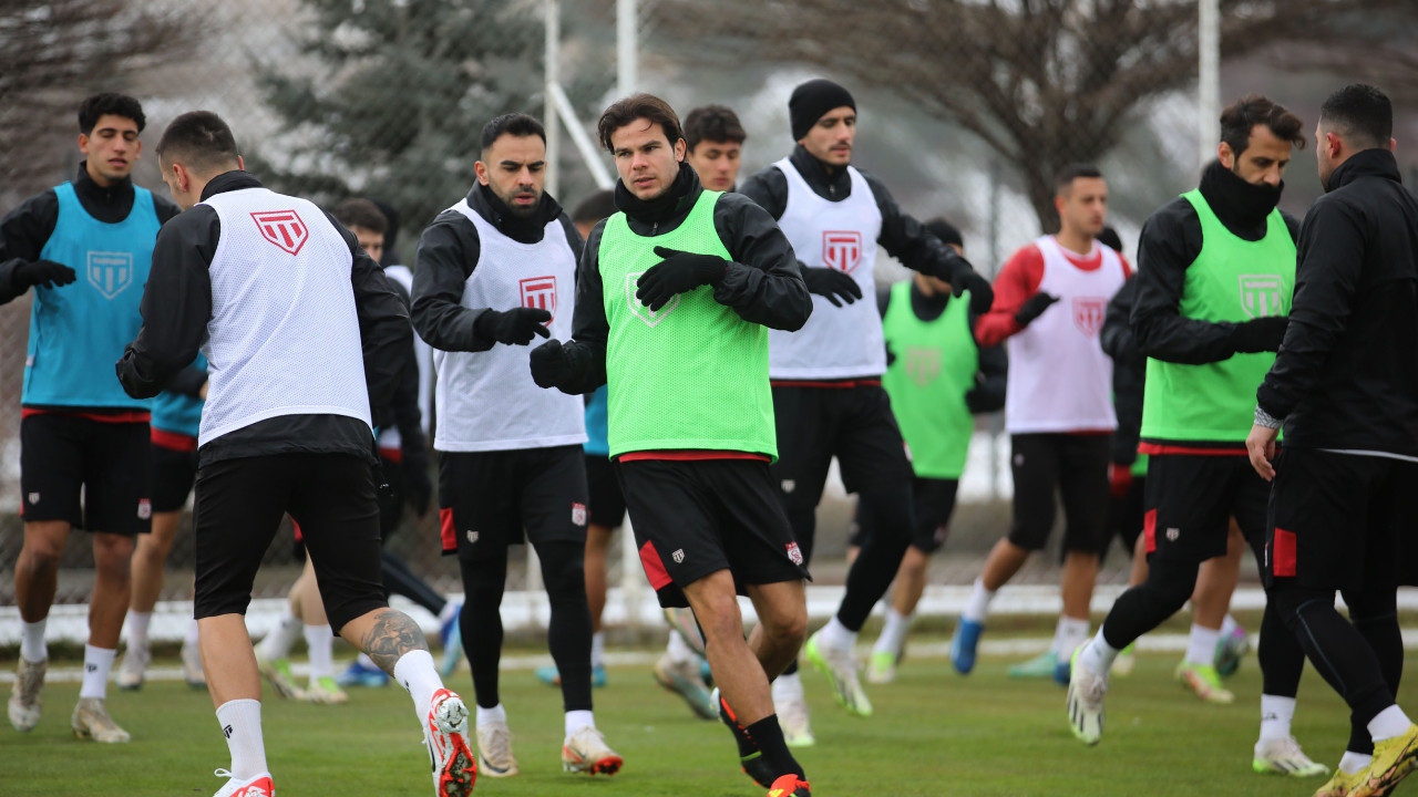 Sivasspor, yarın Konyaspor'u konuk edecek