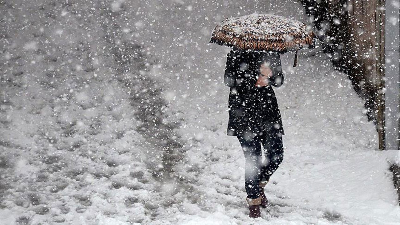 Meteoroloji'den kuvvetli kar yağışı, sağanak ve fırtına uyarısı