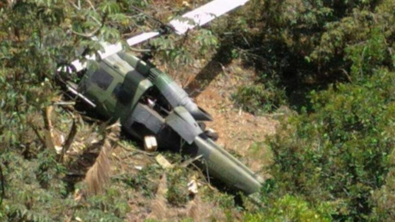 Kolombiya'da askeri helikopter düştü: 5 ölü