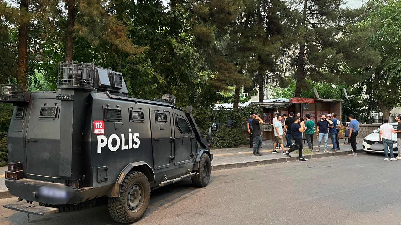 Diyarbakır'da gösteri ve yürüyüş yasağı
