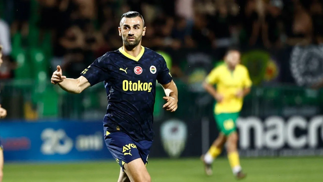 Fenerbahçe, eski futbolcusu Serdar Dursun'u kiraladı