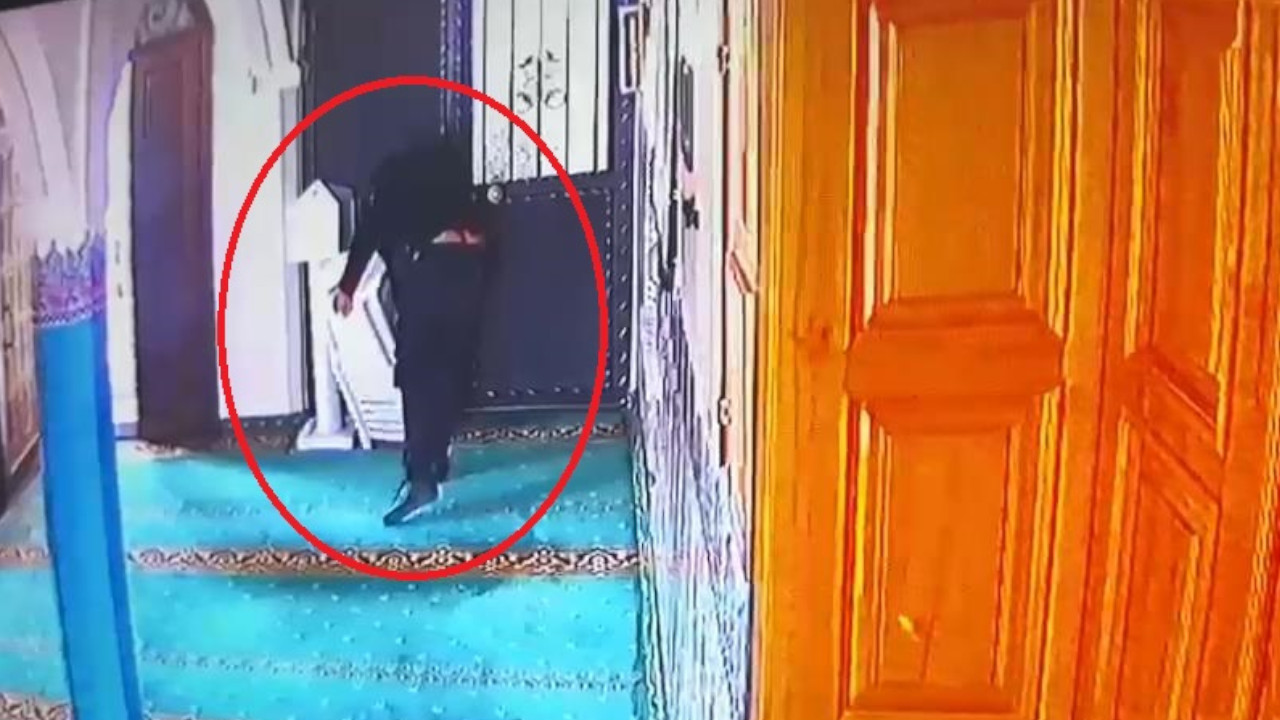 Bursa'daki camide hırsızlık: Şamdan, sandalye ve ayakkabı çaldı