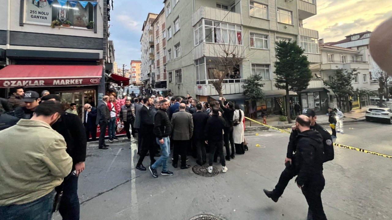 İstanbul'da AK Parti'nin seçim çalışmasına silahlı saldırı