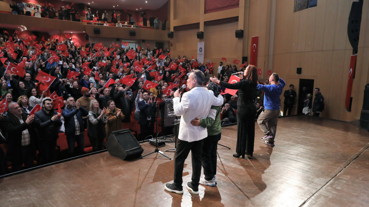 Antalya'da 'Ustalara Saygı' konseri düzenlendi