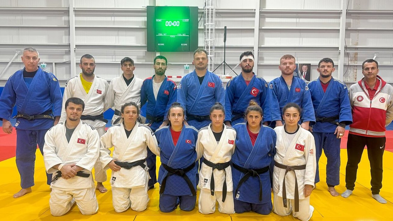 İşitme Engelliler Büyükler Judo Milli Takımı kampını tamamladı