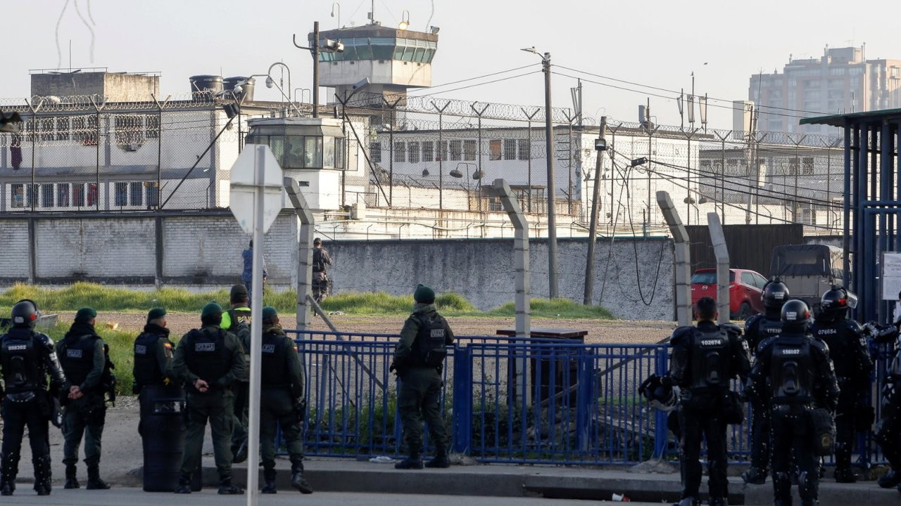 Kolombiya'da tüm cezaevlerinde 'acil durum' ilan edildi
