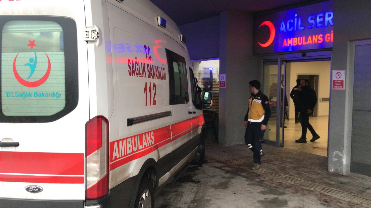 Aksaray'da yol verme kavgası: 2 yaralı