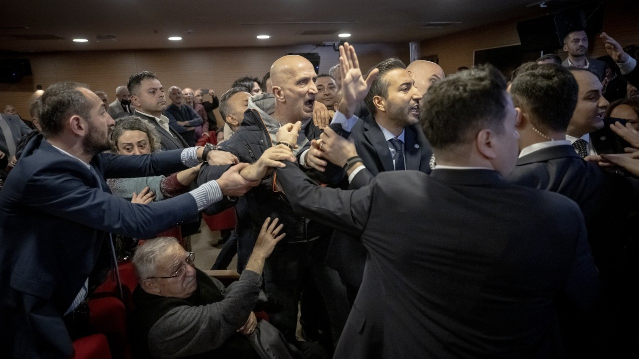 İYİ Parti toplantısı karıştı: Ankara İl Başkanı görevden alındı
