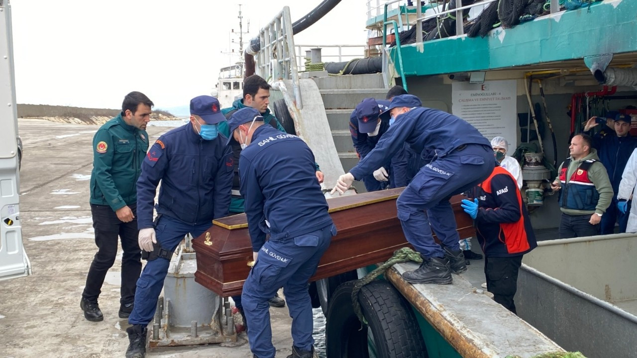 Gemide amonyaktan zehirlenen 3 balıkçının ölümüyle ilgili 2 gözaltı