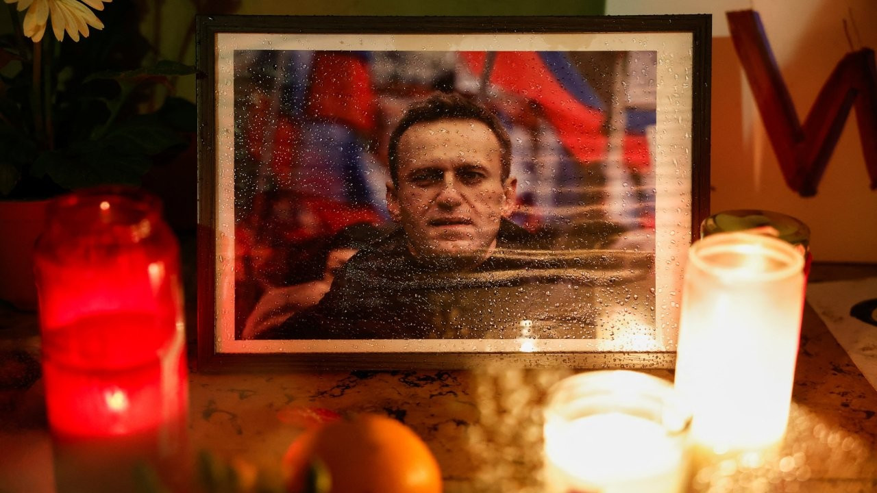 Navalni'nin annesi Vladimir Putin'e seslendi: 'Oğlumun cenazesini verin'