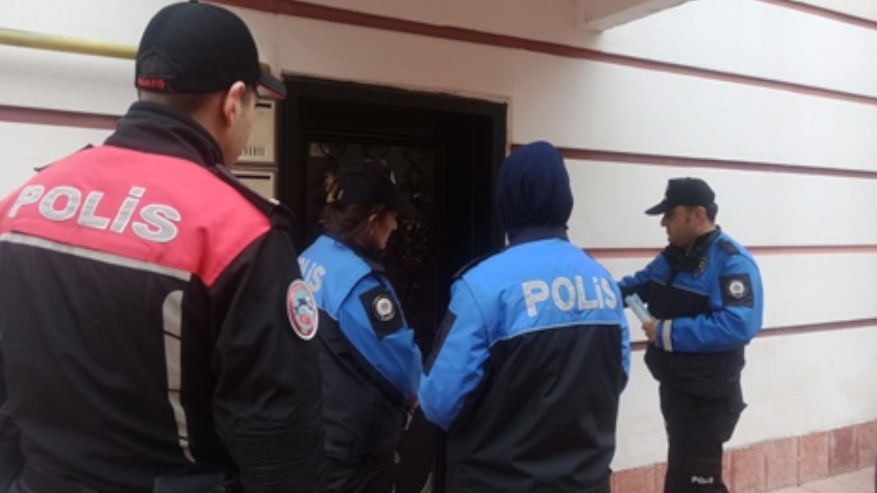 Amasya'da polis 'hırsızım' diyerek zile bastı, ev sahibi kapıyı açtı