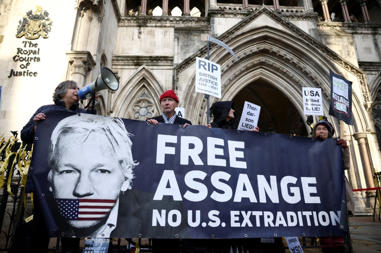 WikiLeaks'in kurucusu Julian Assange, ABD'ye iade edilecek mi? - Sayfa 3