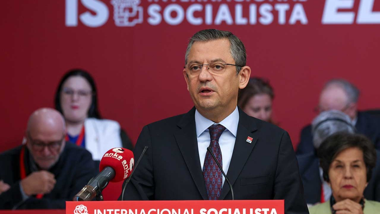 Özgür Özel, Sosyalist Enternasyonal Başkan Yardımcısı seçildi