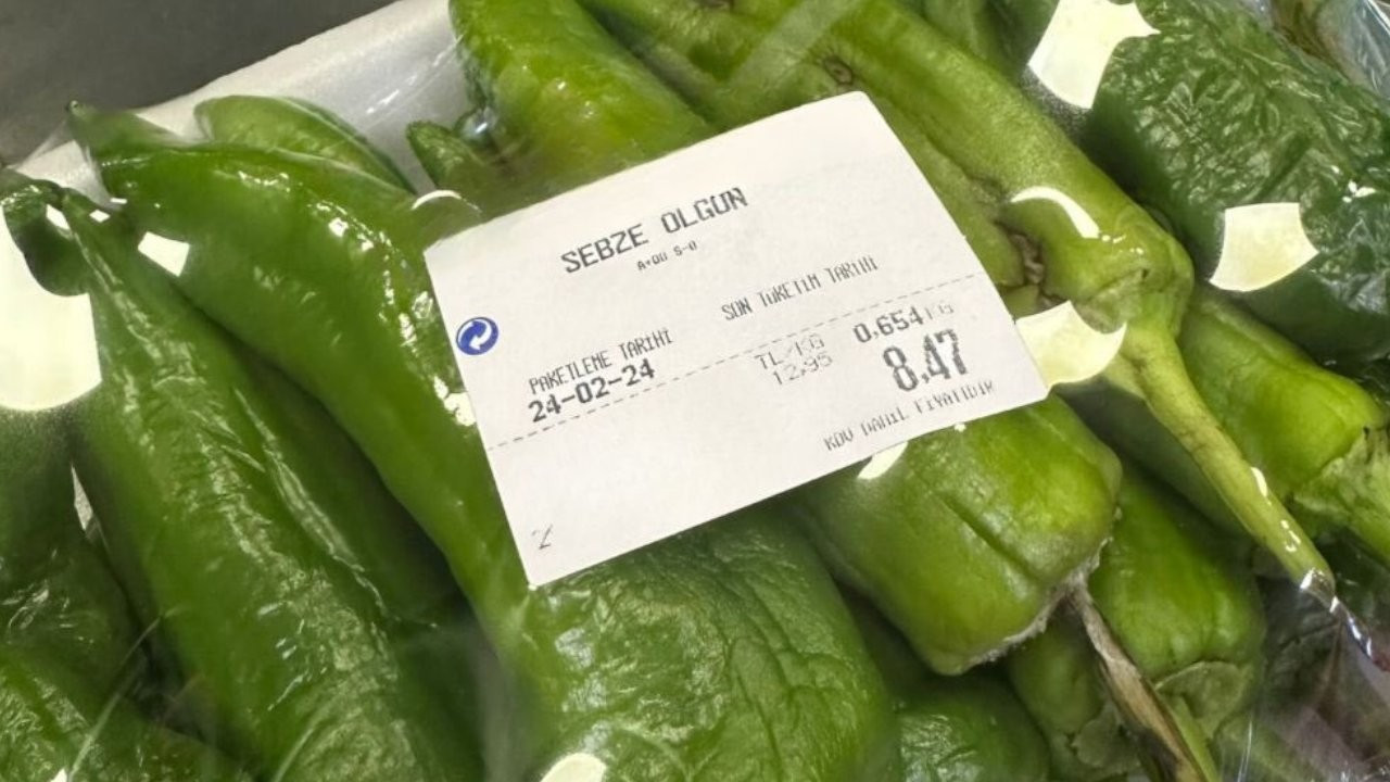 Markette ucuza satılan çürük bibere 'havalı' isim: Olgun sebze