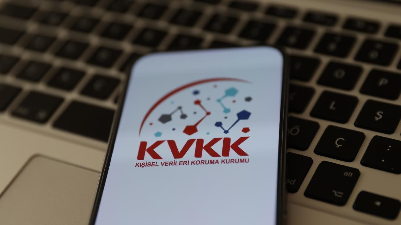 KVKK'dan çalışanlar için emsal karar: Bilgiler paylaşılamaz