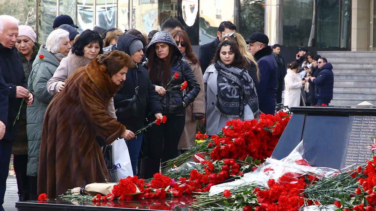 Azerbaycan'da Hocalı Katliamı'nda hayatını kaybedenler anıldı