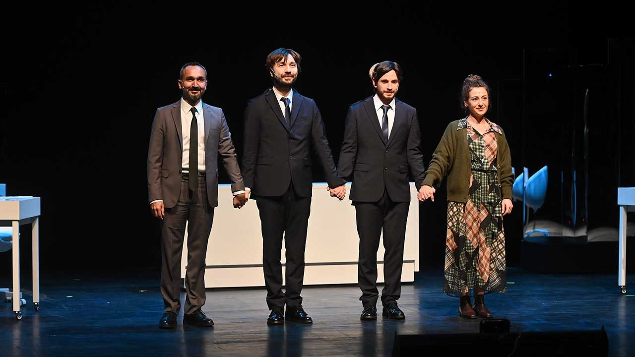 Emin Alper’in ilk tiyatro oyunu ‘Öteki’ ilk kez Ankara’da