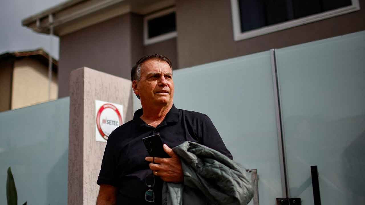 Brezilya'nın eski devlet başkanı Bolsonaro hastaneye kaldırıldı