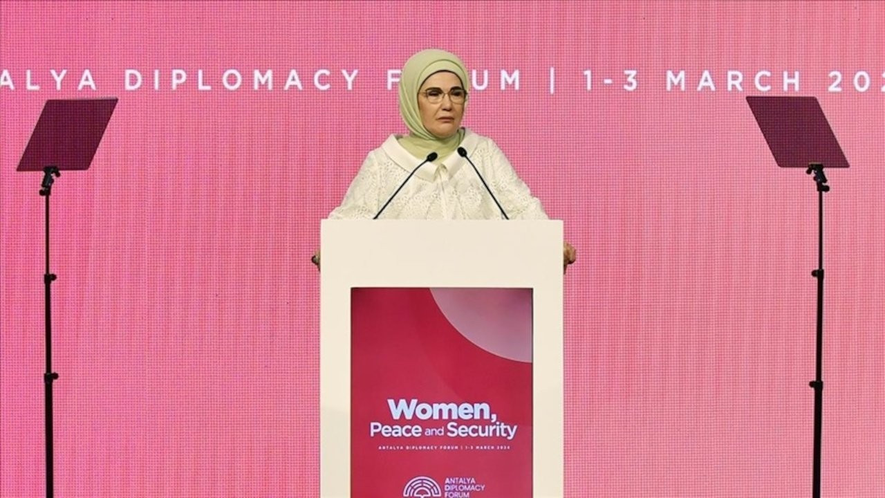 Emine Erdoğan: Kadınlar olmadan barış süreci başarılı sonuçlanmaz