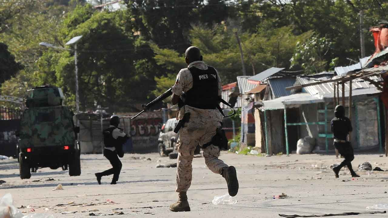 Haiti'de çete şiddeti: Başbakan Henry'ye 'seni devireceğiz' mesajı