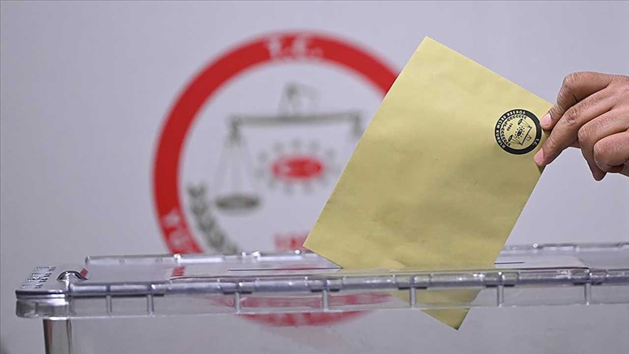 31 Mart Yerel seçimlerinde yarışacak adayların listeleri kesinleşti